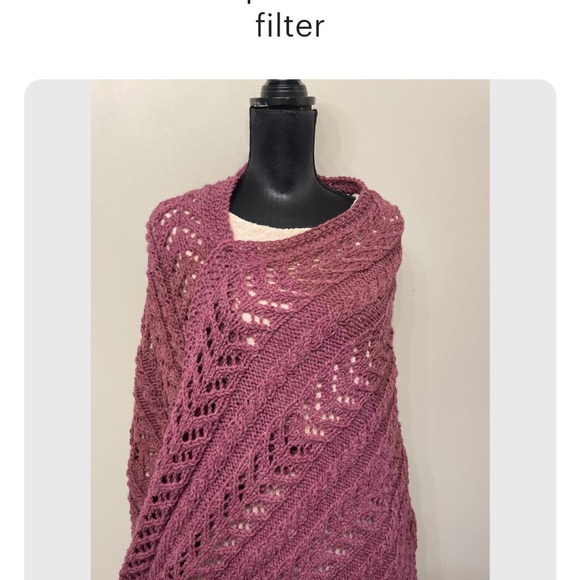 New Women’s Hand Knit Wool & Acrylic Heather Rose Shawl/ Big Scarf